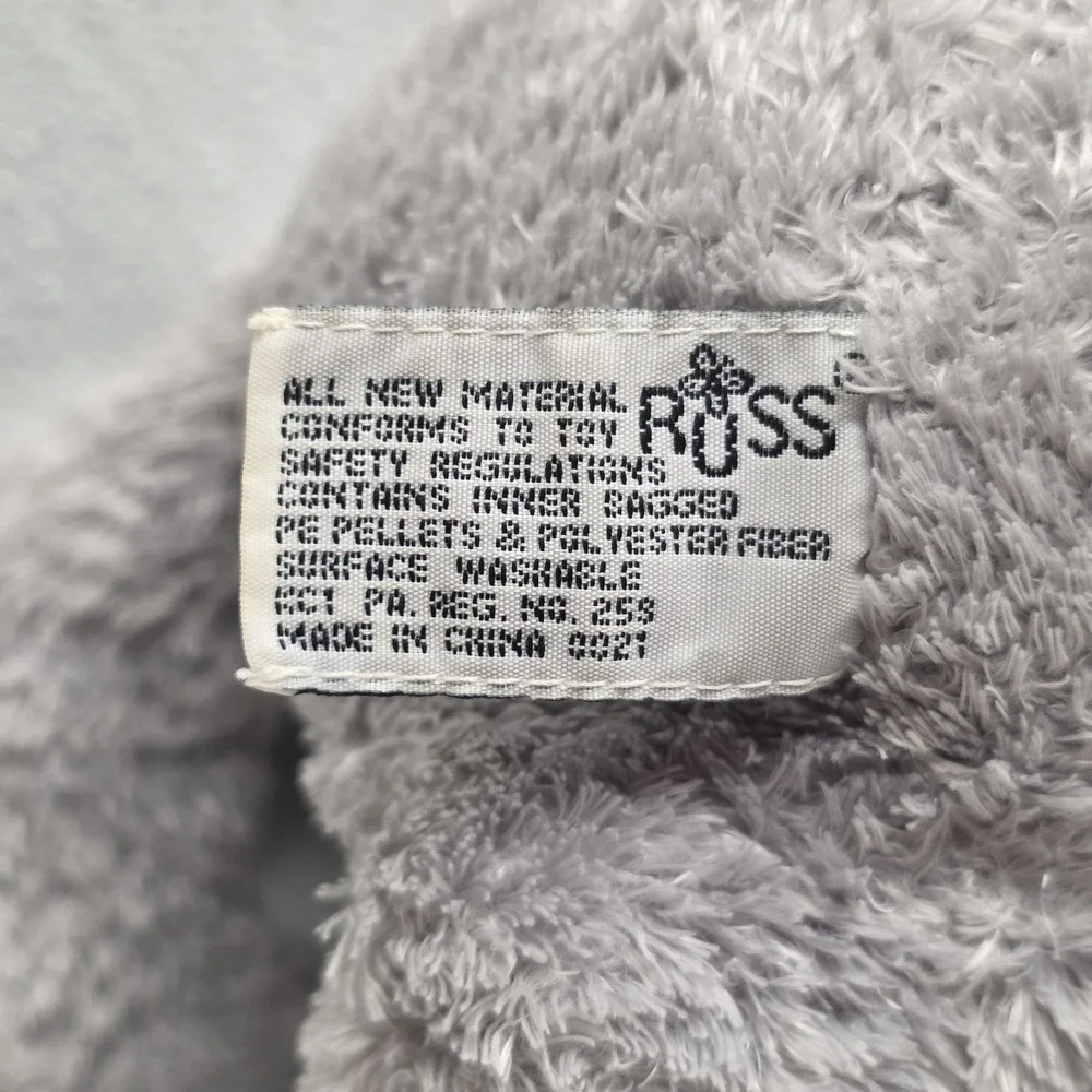 Russ Berrie Schmoozy Grey 13